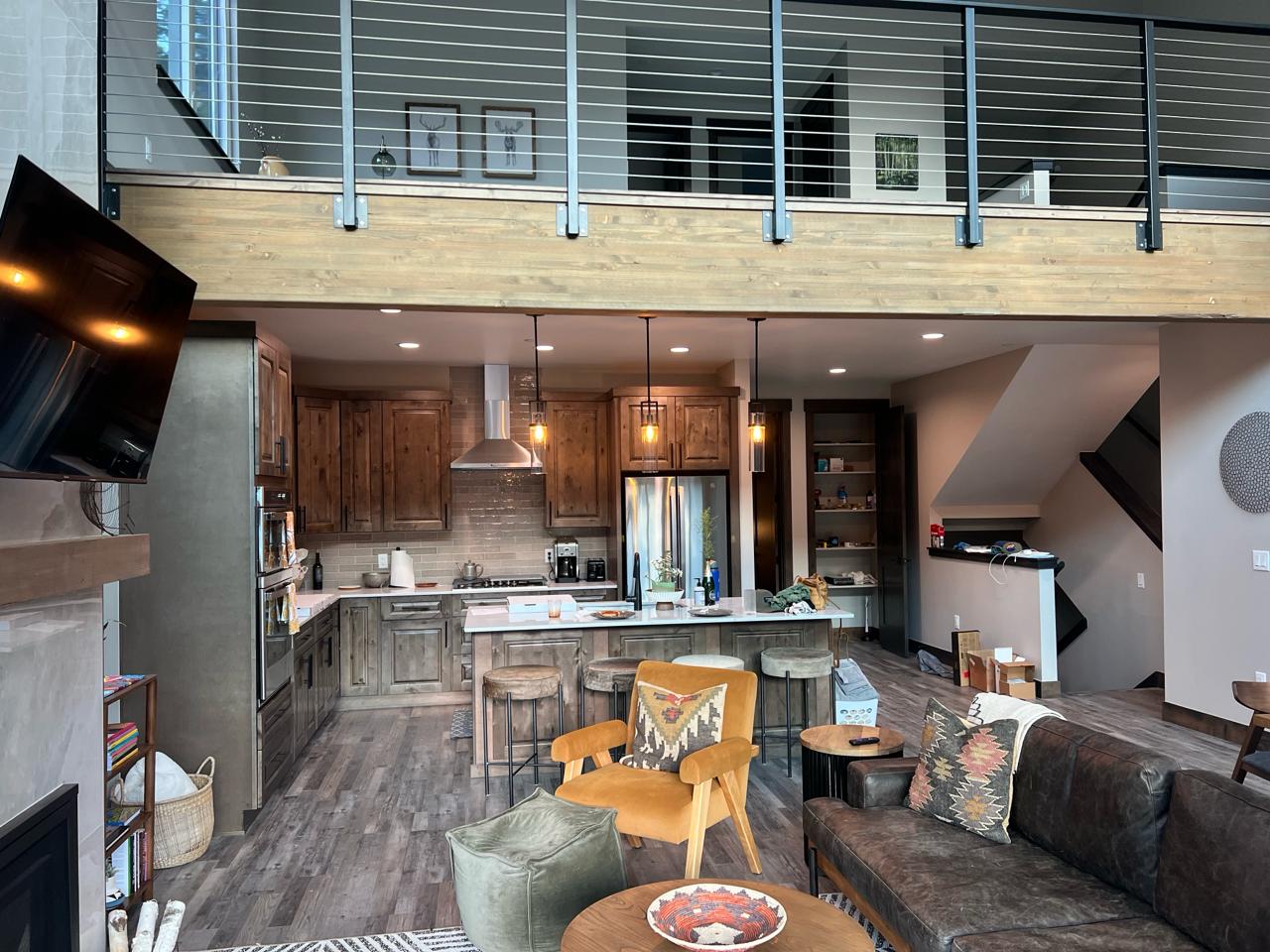 Main bathroom with marble vanity