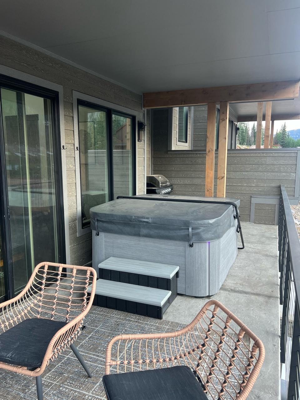 Glass-walled walk-in shower